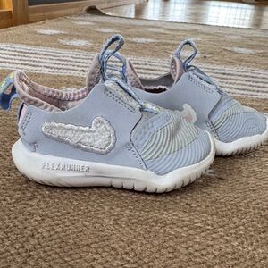 Nike Kids Flex Runner Slip-On Sneakers